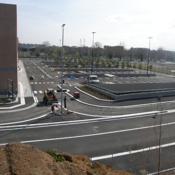 Soluzioni complete per infrastrutture stradali efficienti 